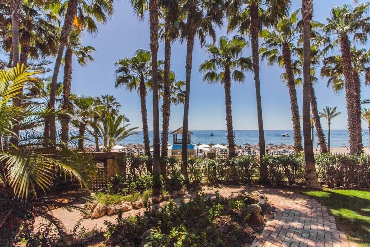 Beachfront Golden Mile Puento Sea View Wifi Apartment *